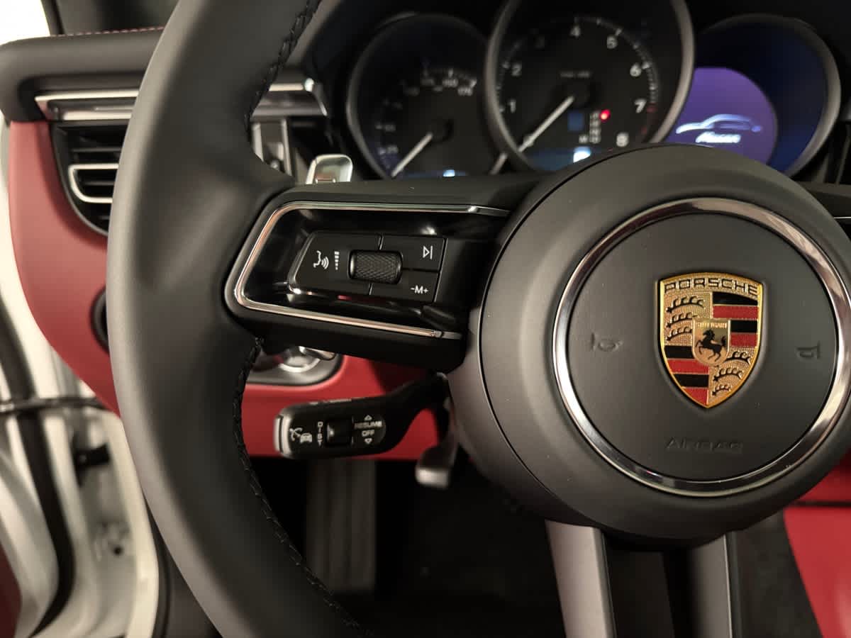 new 2025 Porsche Macan car