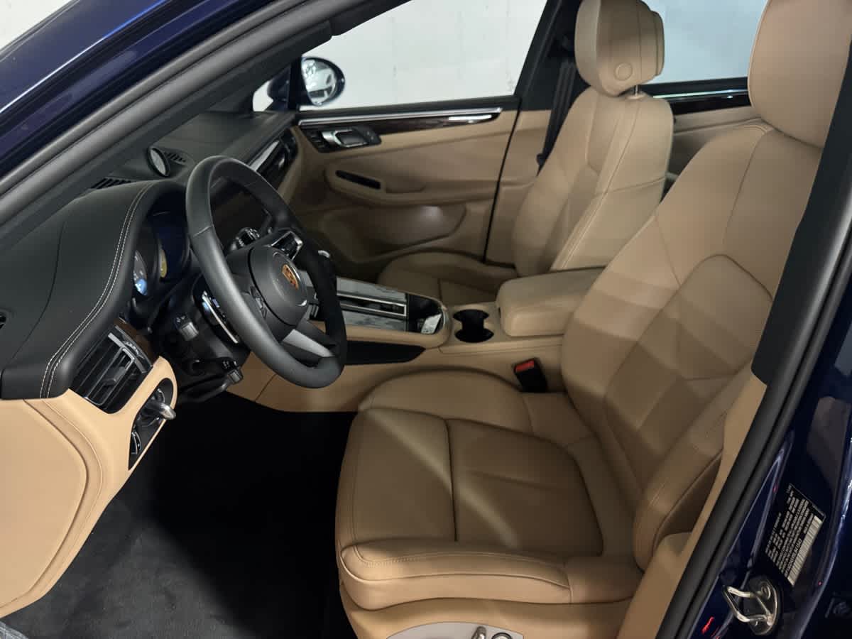 new 2025 Porsche Macan car