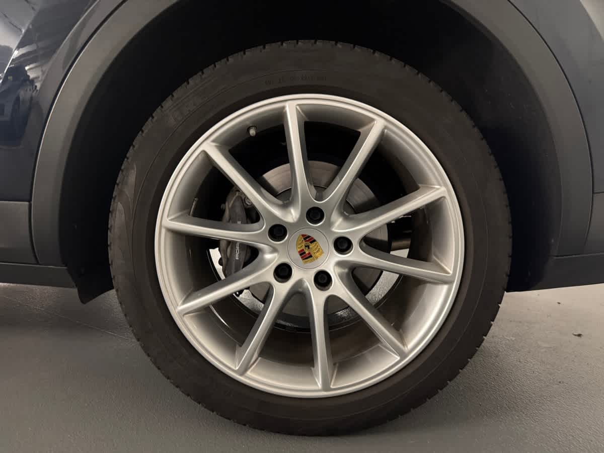 used 2021 Porsche Cayenne car, priced at $48,497