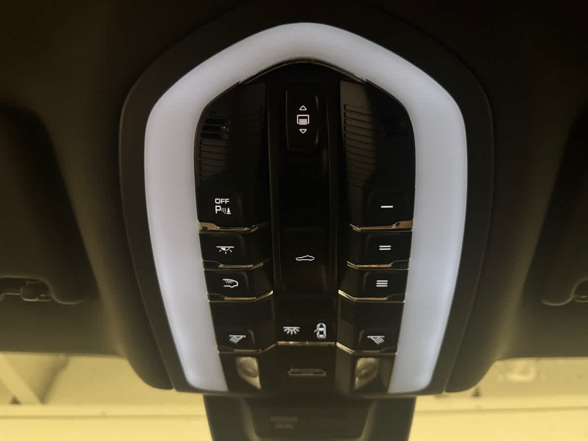 used 2020 Porsche Macan car, priced at $39,998