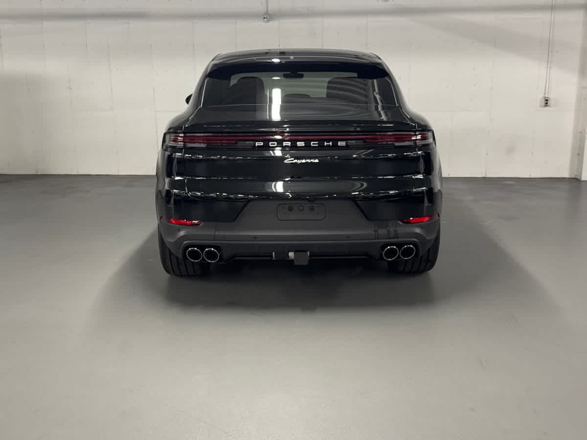 new 2025 Porsche Cayenne car