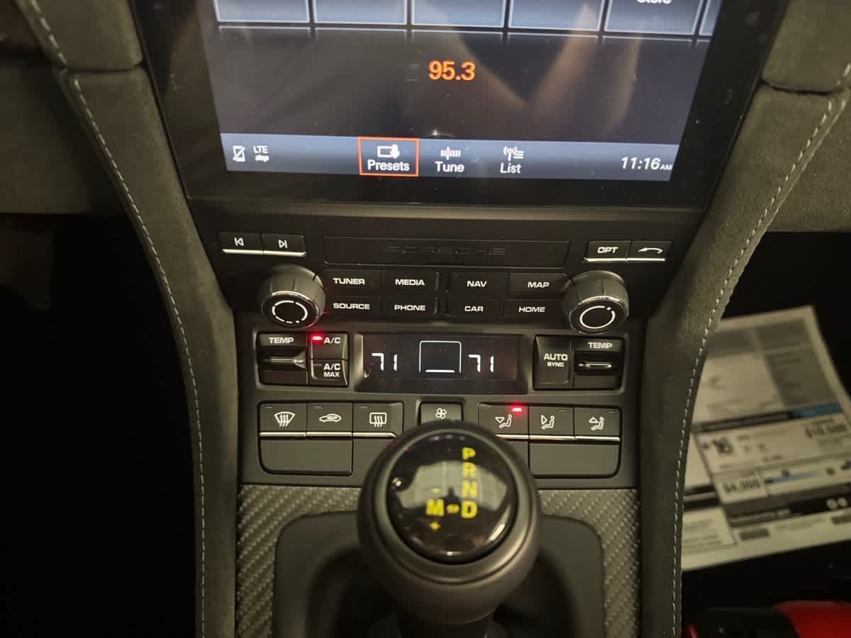 new 2025 Porsche 718 Cayman car