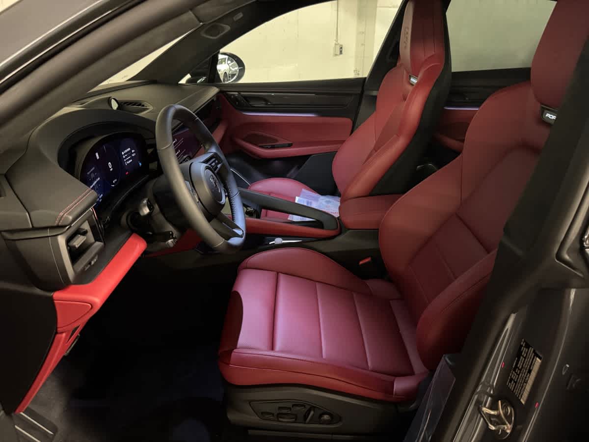 new 2025 Porsche Macan car