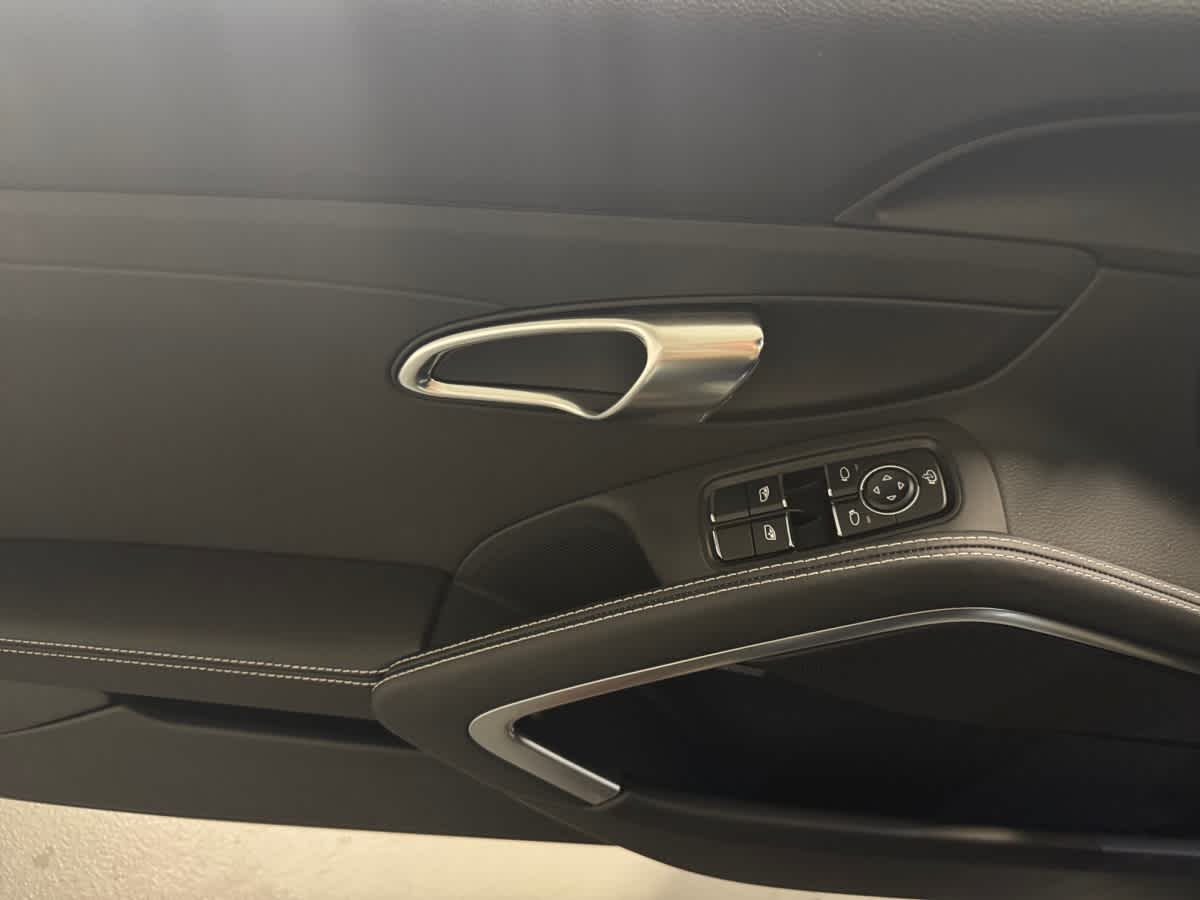 new 2025 Porsche 718 Cayman car