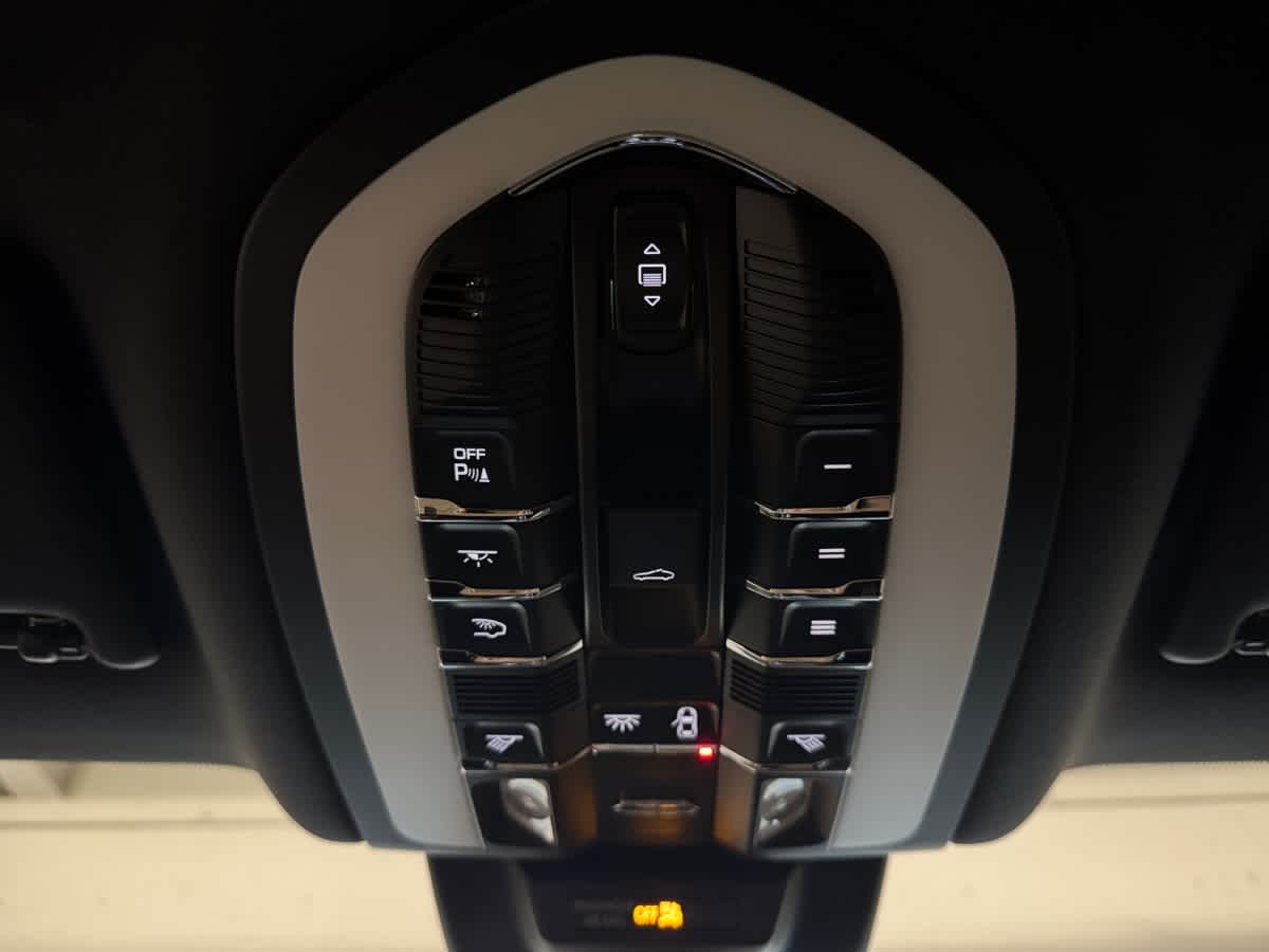 new 2026 Porsche Macan car