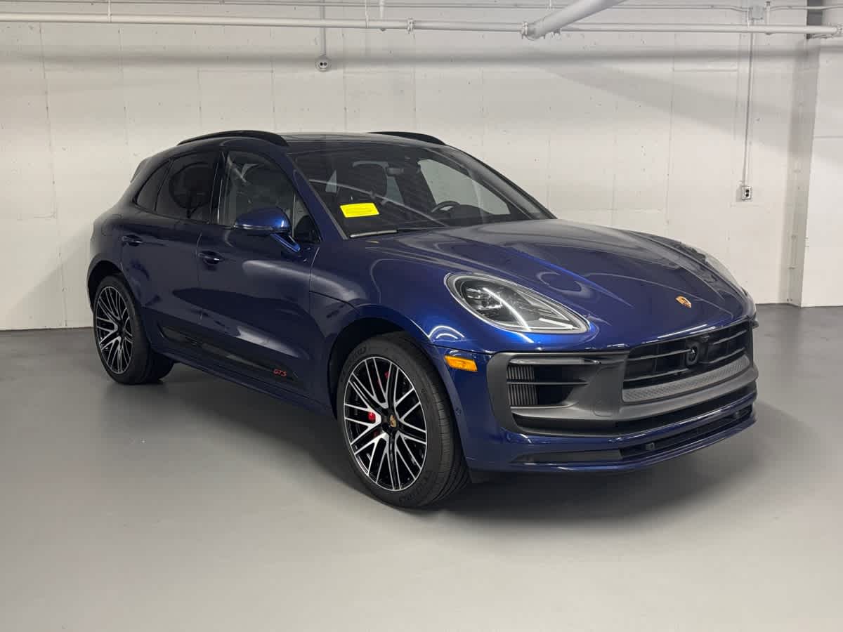 new 2025 Porsche Macan car