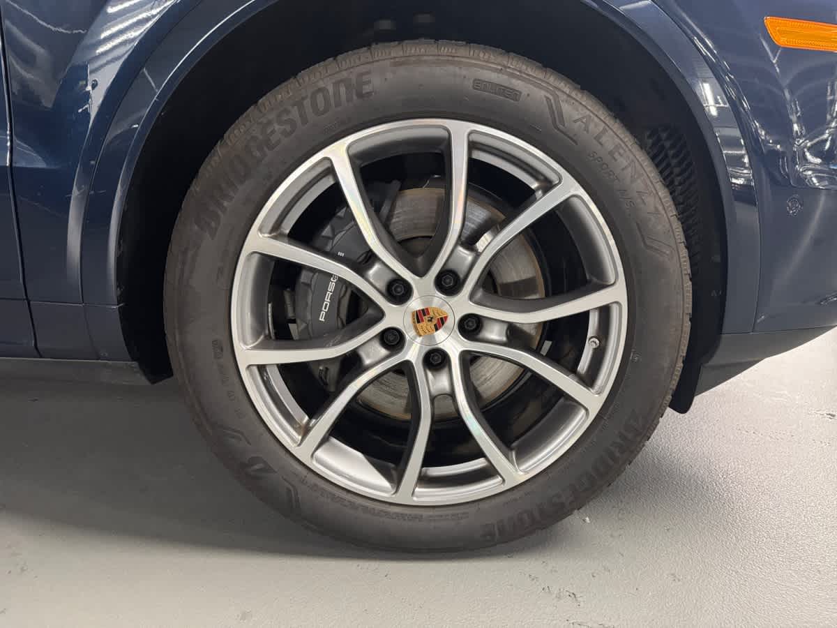 used 2025 Porsche Cayenne car, priced at $84,997
