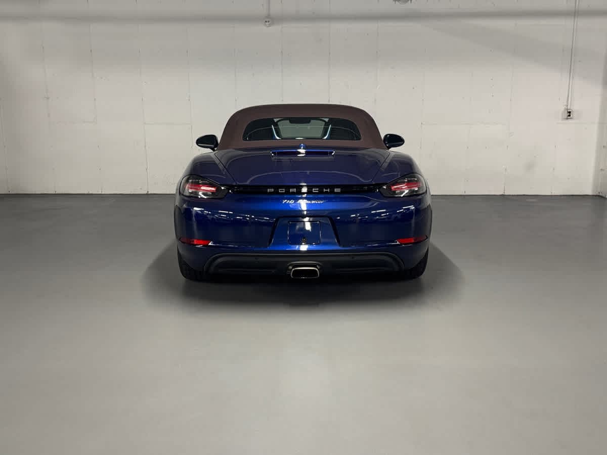 new 2024 Porsche 718 Boxster car