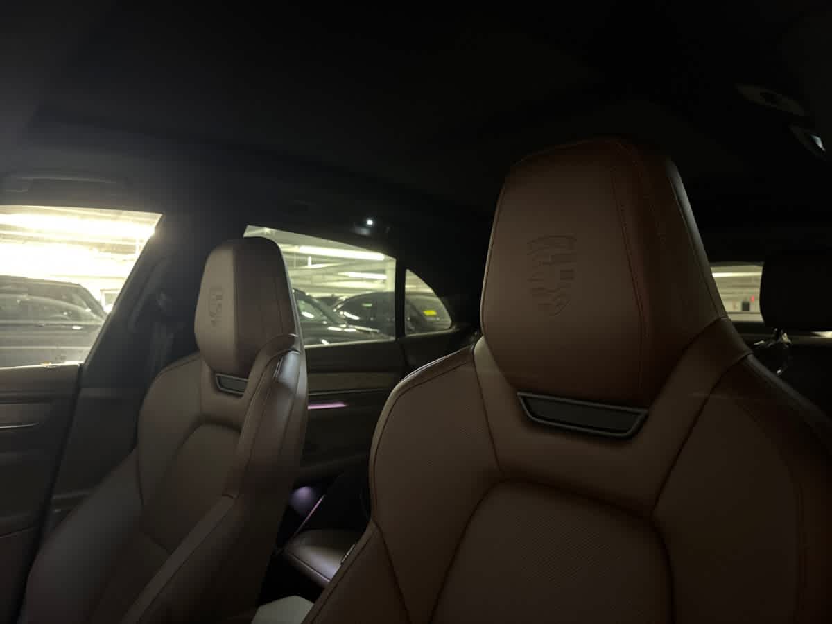 new 2025 Porsche Macan car
