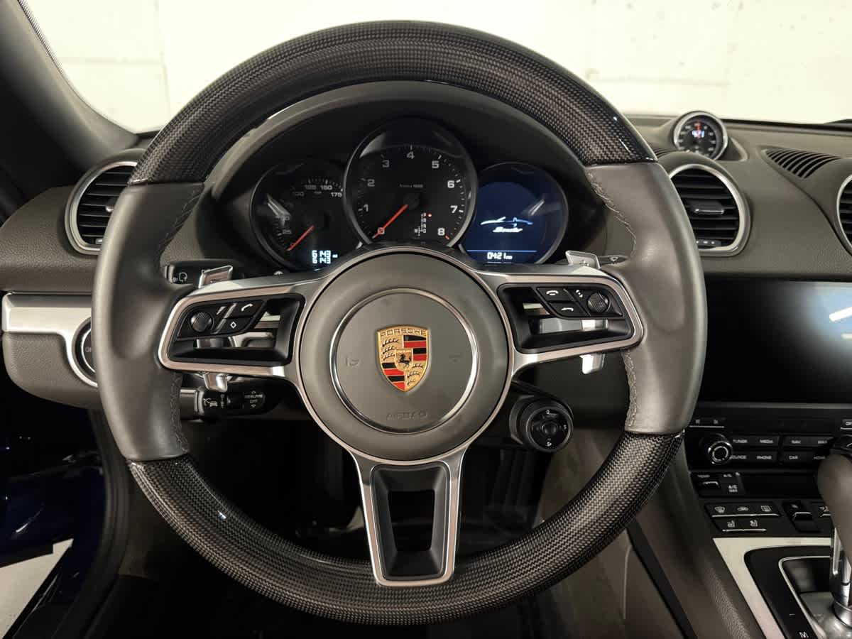 new 2024 Porsche 718 Boxster car