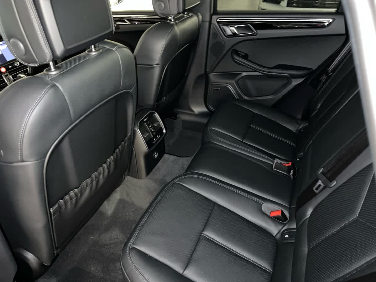 new 2026 Porsche Macan car