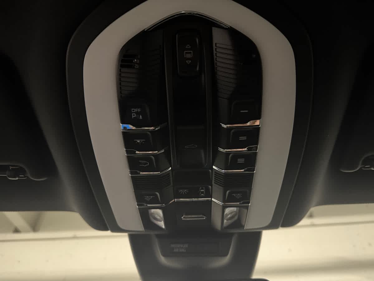 new 2025 Porsche Macan car