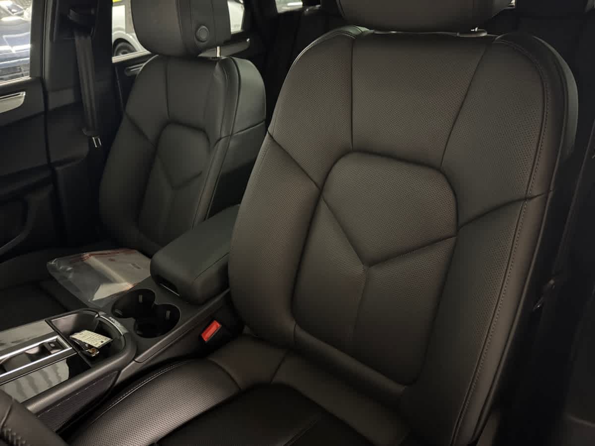 new 2026 Porsche Macan car