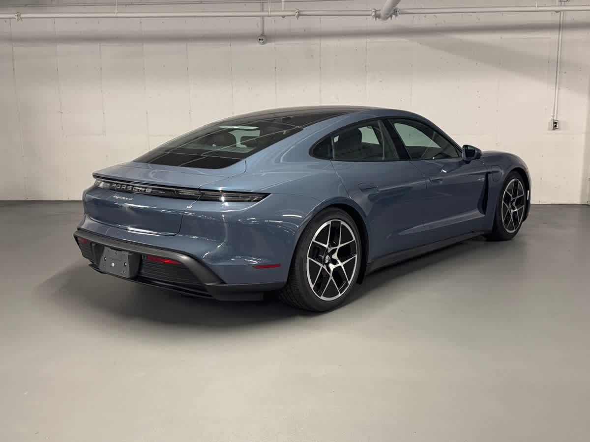 new 2025 Porsche Taycan car