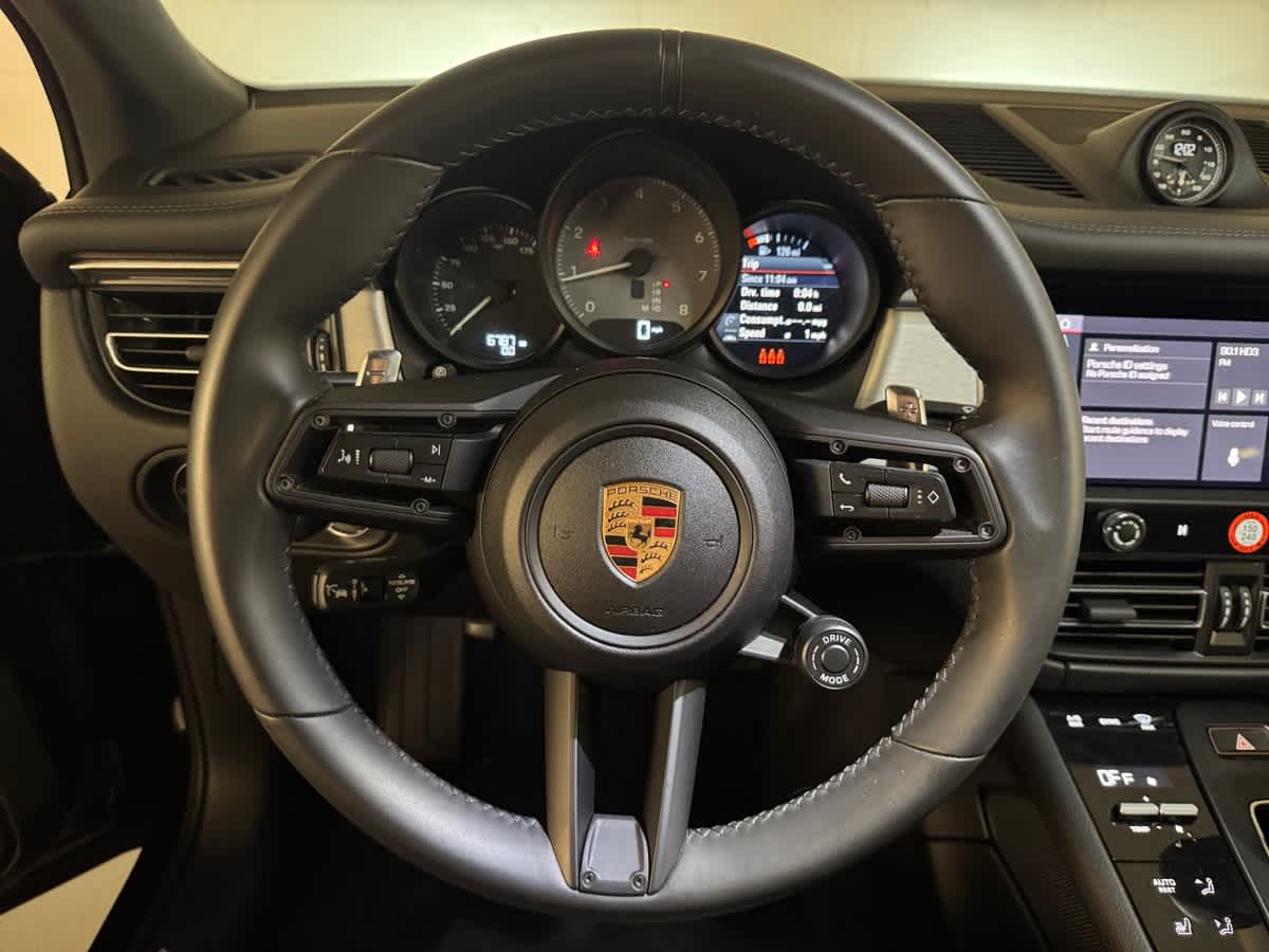 new 2025 Porsche Macan car