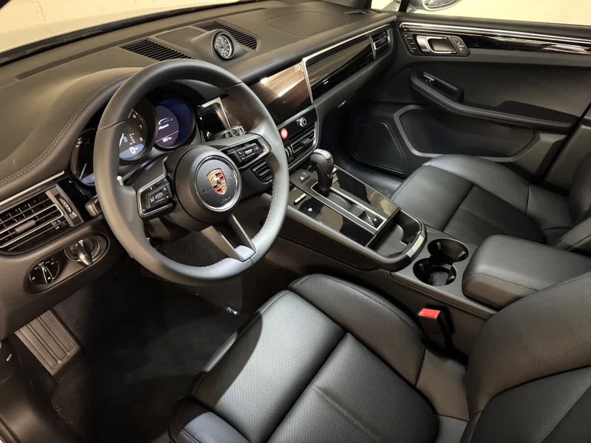 new 2025 Porsche Macan car