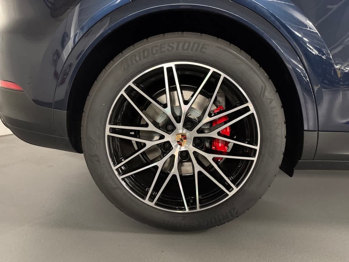 new 2026 Porsche Cayenne car