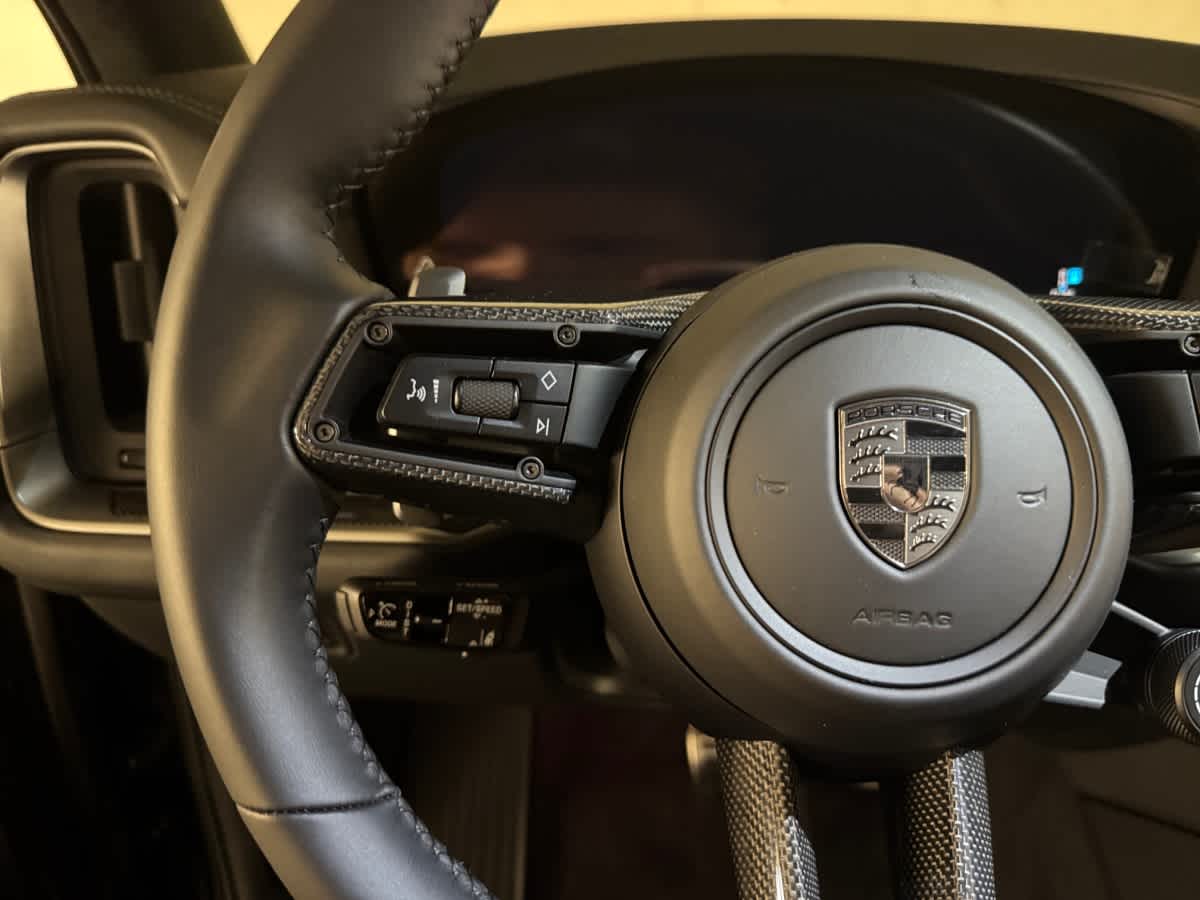 new 2025 Porsche Cayenne car