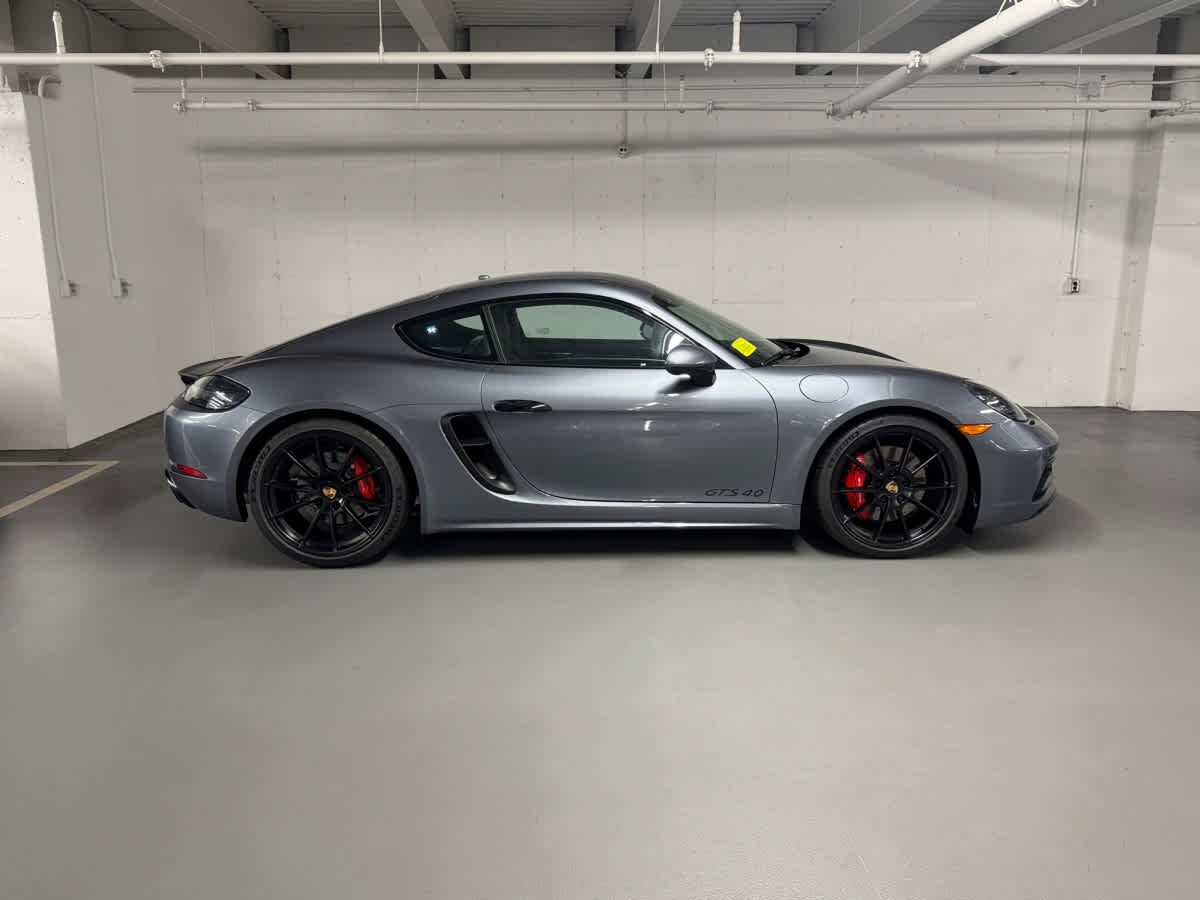 new 2025 Porsche 718 Cayman car