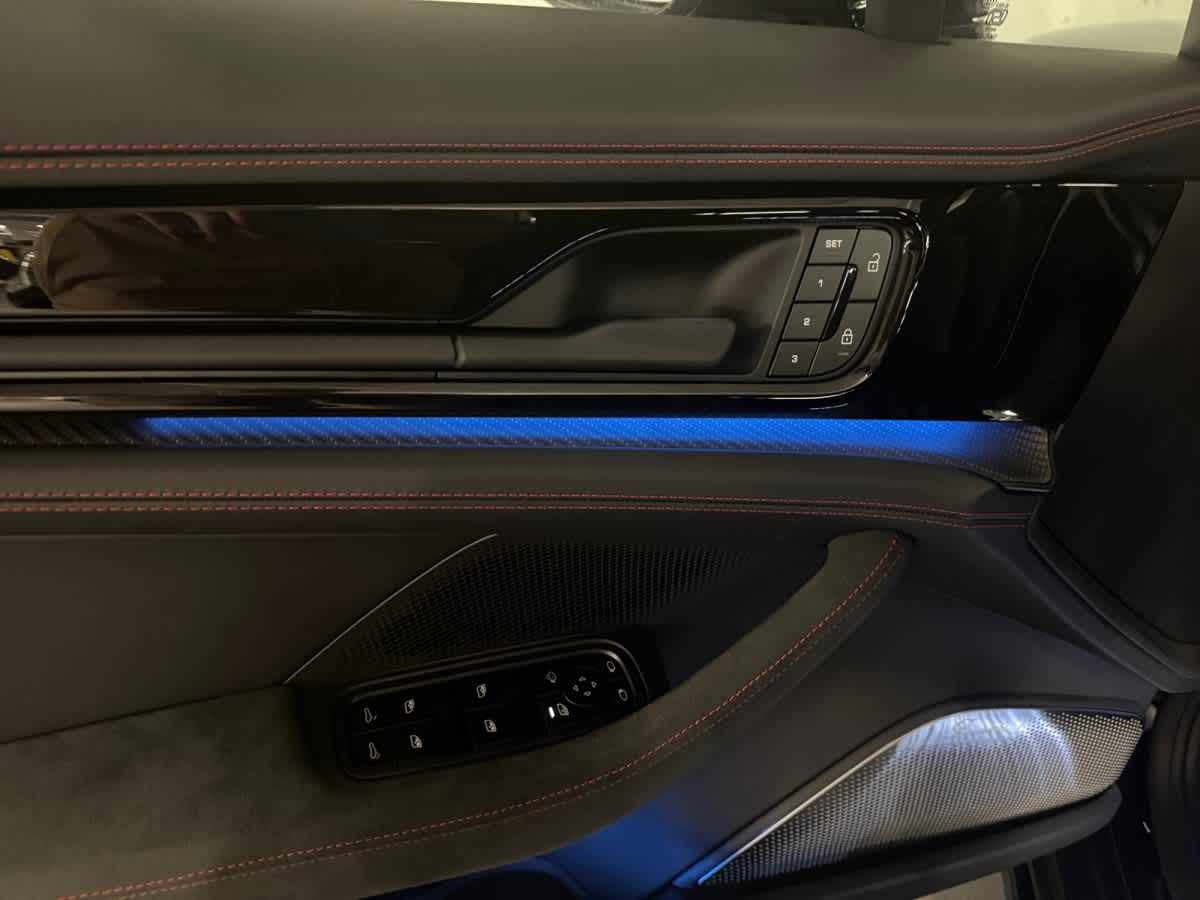 new 2026 Porsche Panamera car