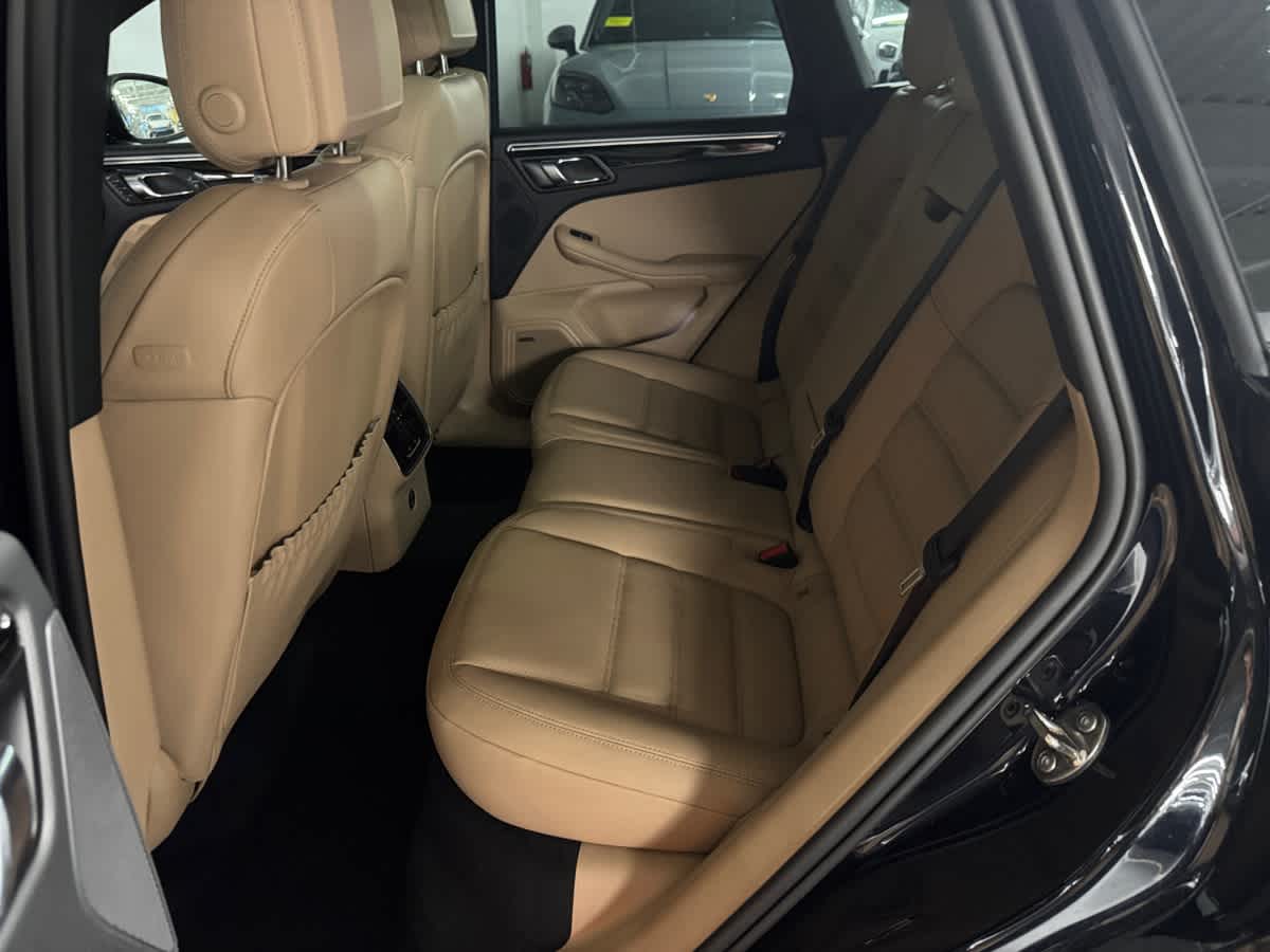 new 2025 Porsche Macan car