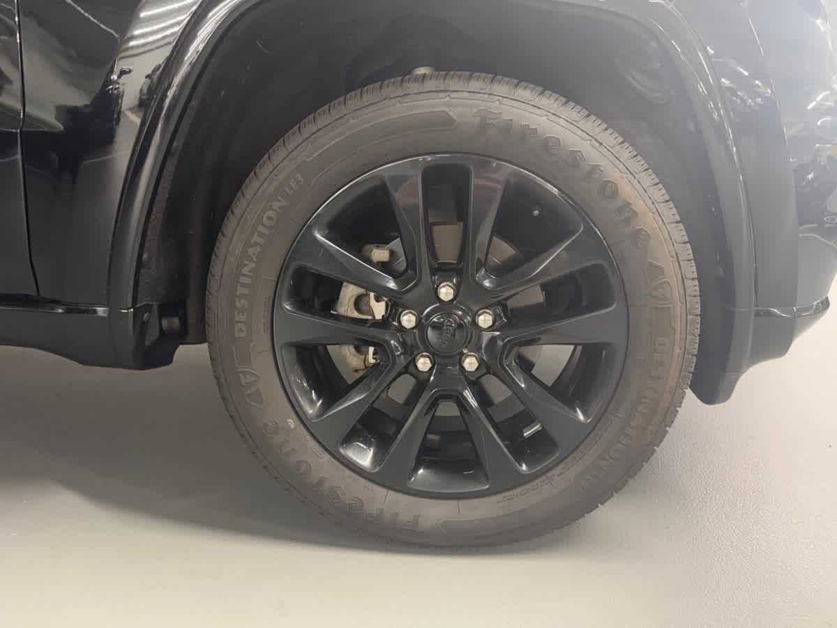 used 2019 Jeep Grand Cherokee car, priced at $27,998