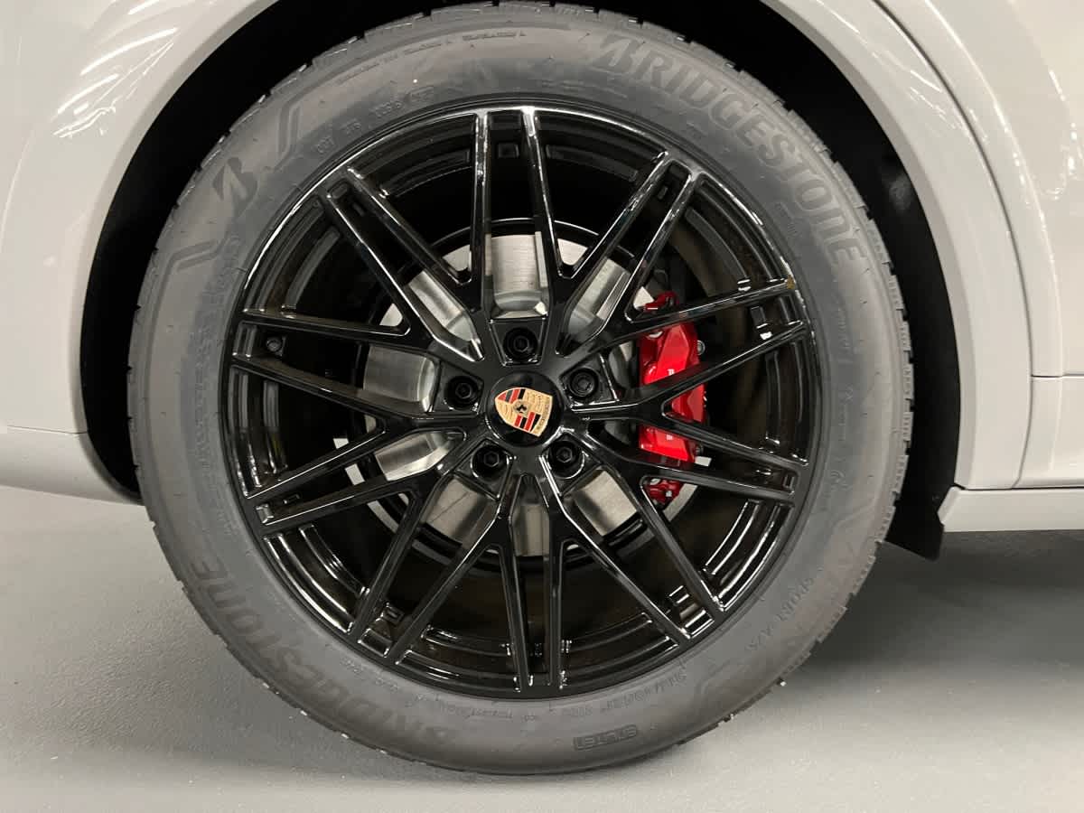 new 2026 Porsche Cayenne car