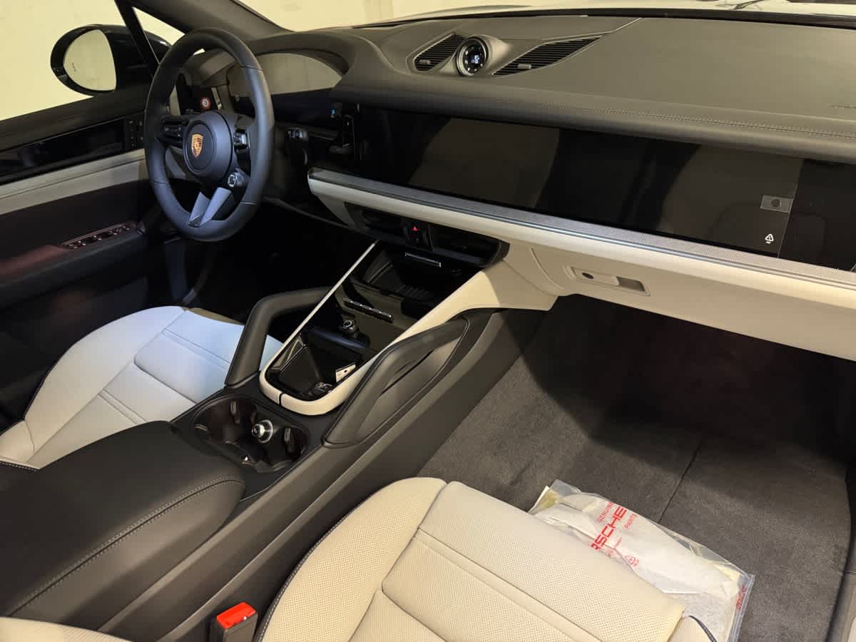 new 2026 Porsche Cayenne car