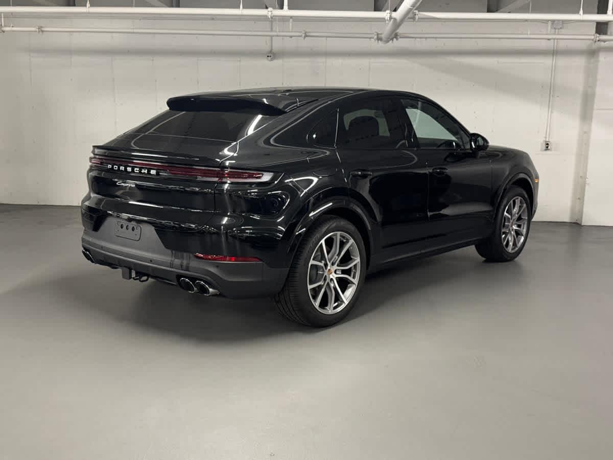new 2025 Porsche Cayenne car