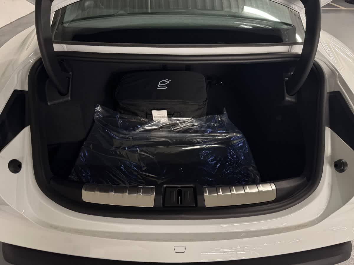 new 2025 Porsche Taycan car