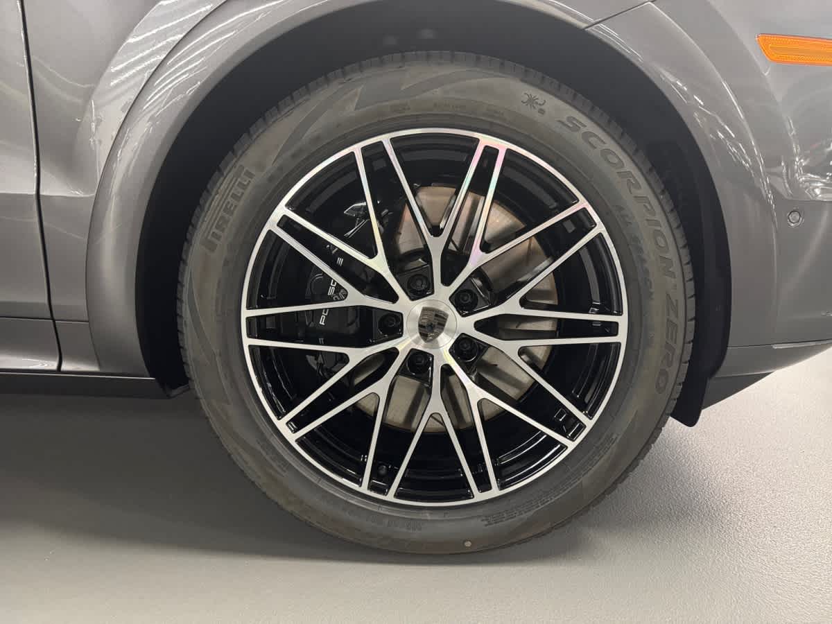 new 2026 Porsche Cayenne car