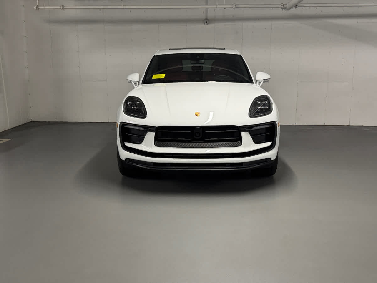 new 2025 Porsche Macan car