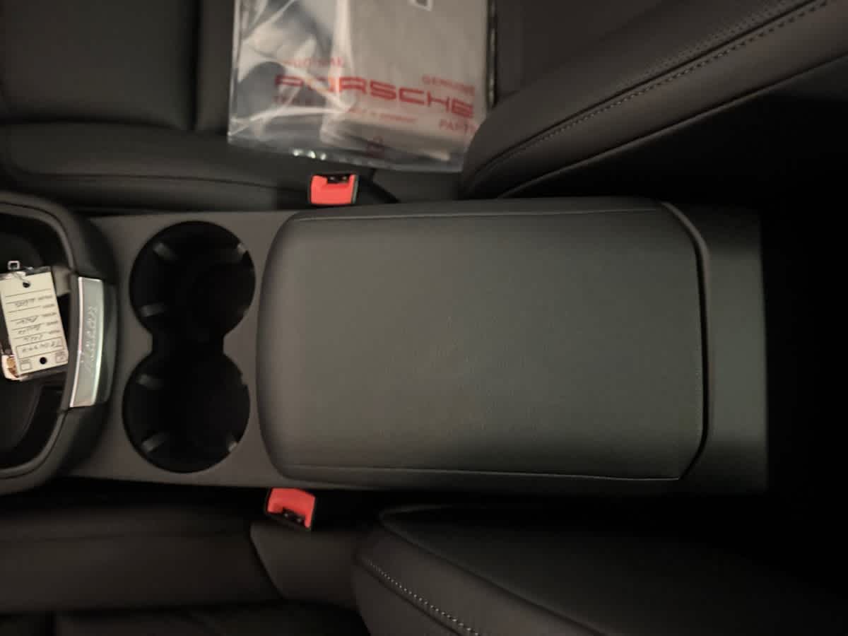 new 2026 Porsche Macan car