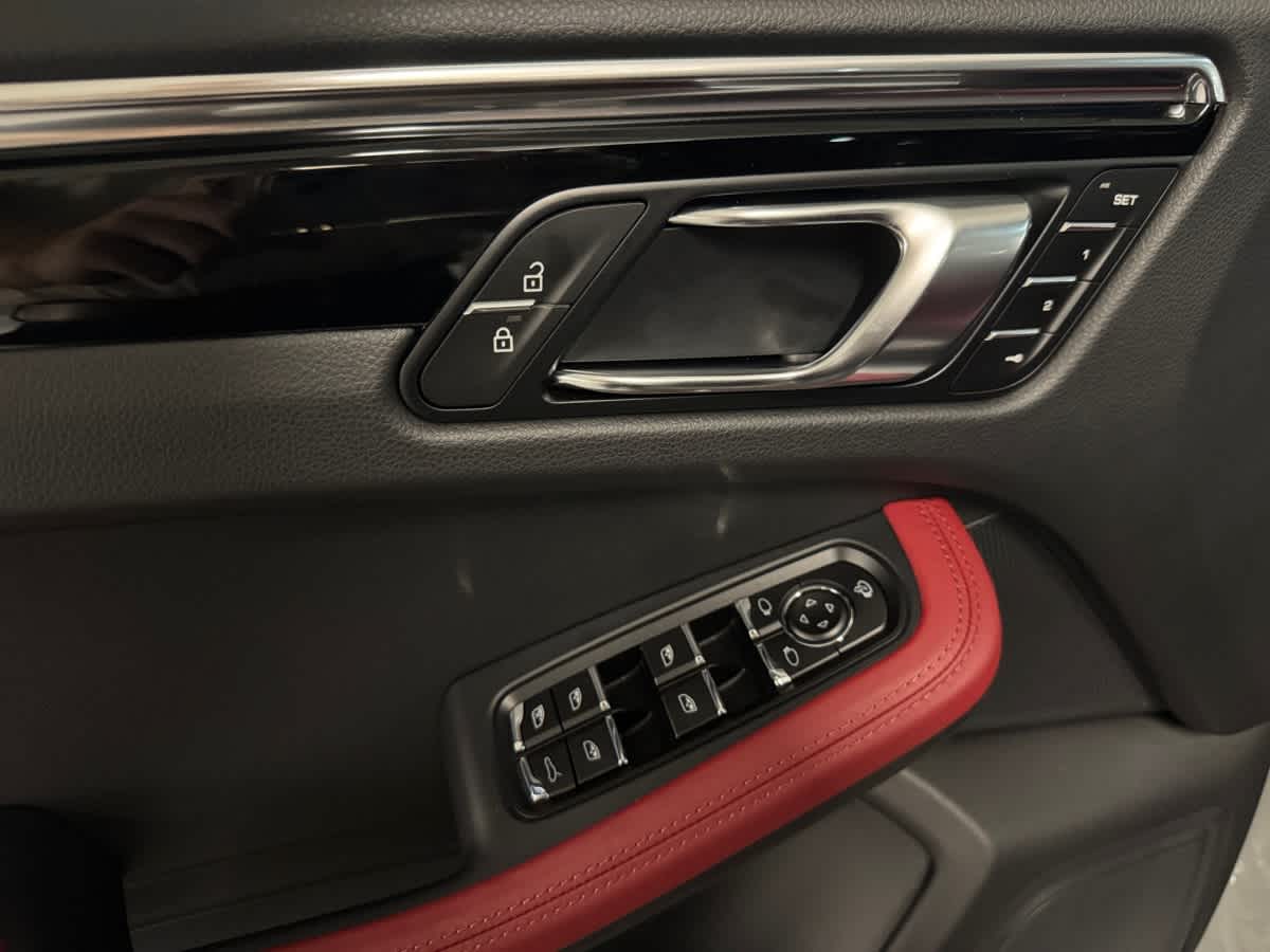 new 2026 Porsche Macan car