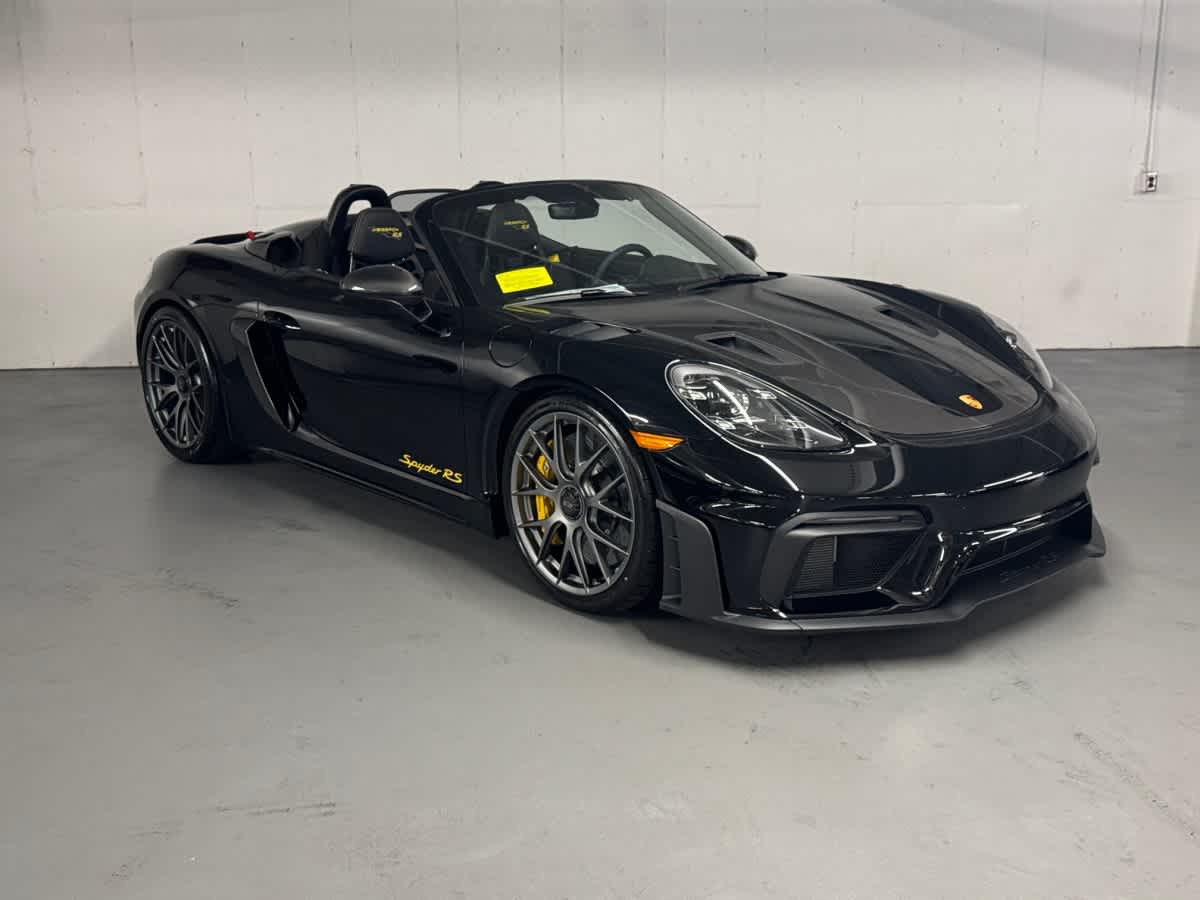 new 2025 Porsche 718 Spyder car