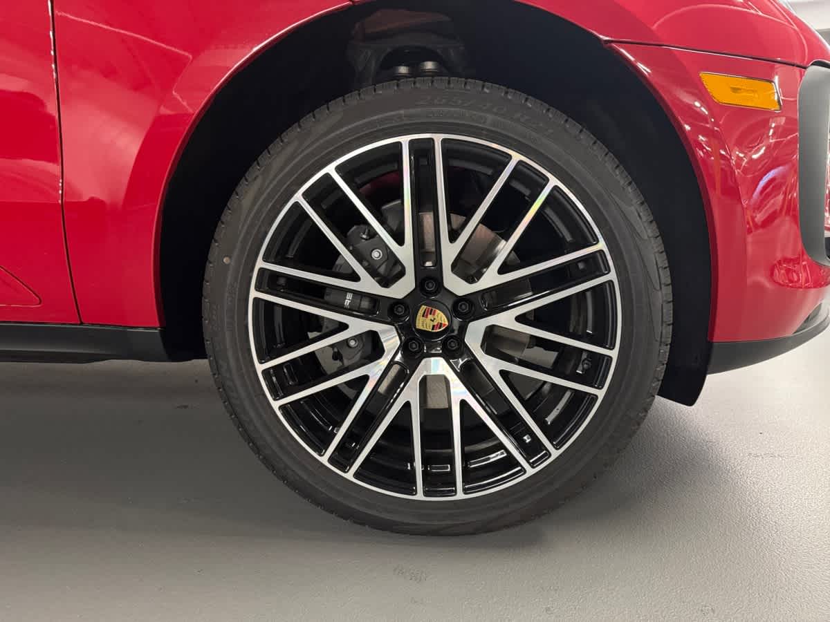 new 2025 Porsche Macan car