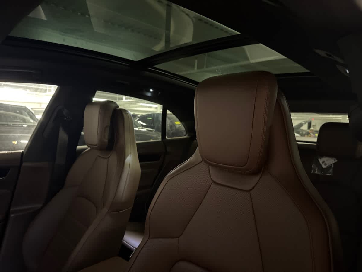new 2025 Porsche Macan car