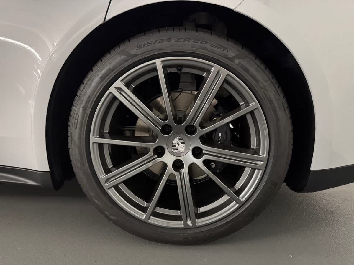 new 2026 Porsche Panamera car