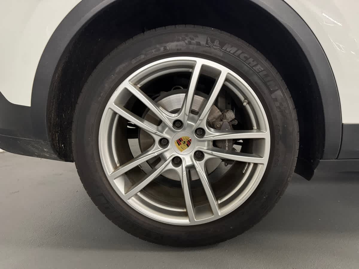 used 2019 Porsche Cayenne car, priced at $33,997