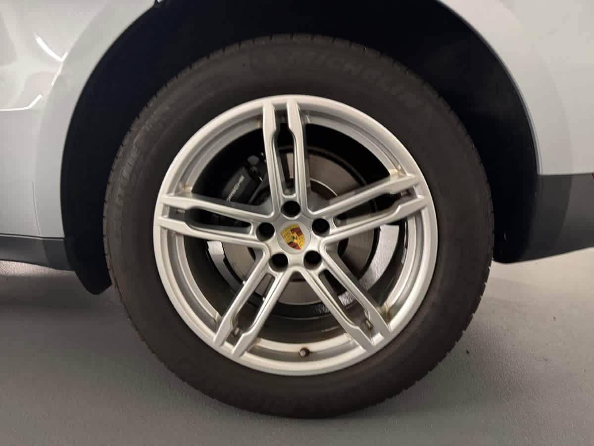 used 2020 Porsche Macan car, priced at $30,998