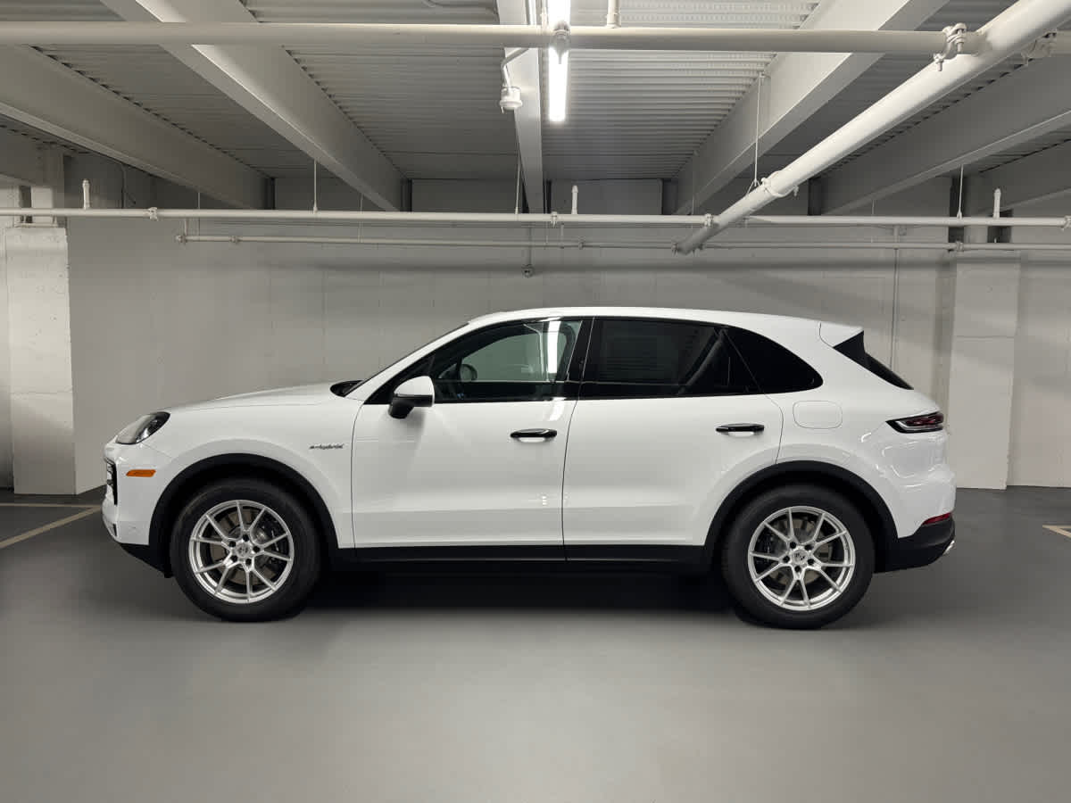 new 2026 Porsche Cayenne car
