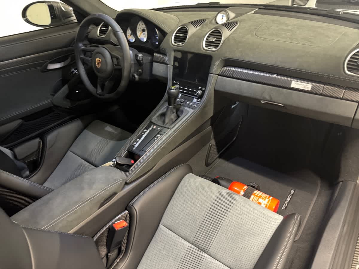 new 2025 Porsche 718 Cayman car