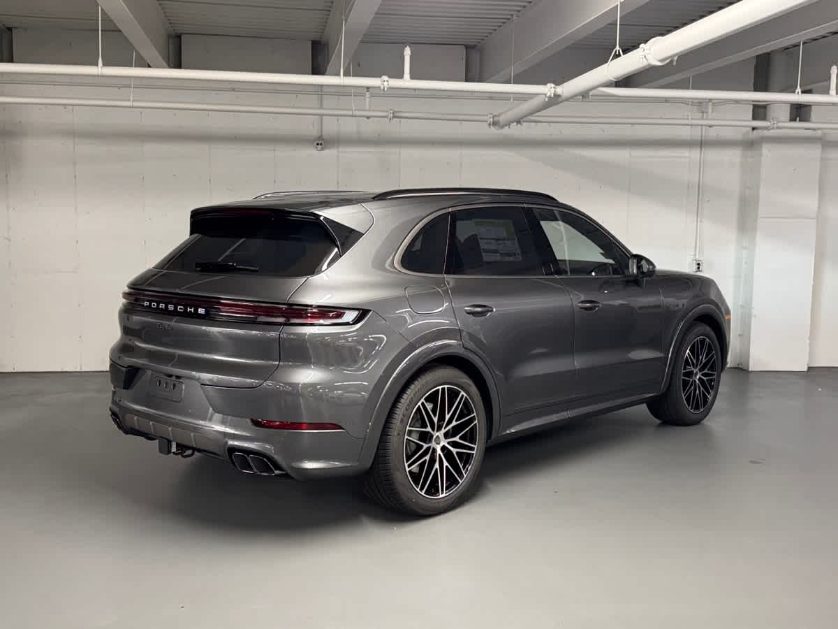 new 2026 Porsche Cayenne car