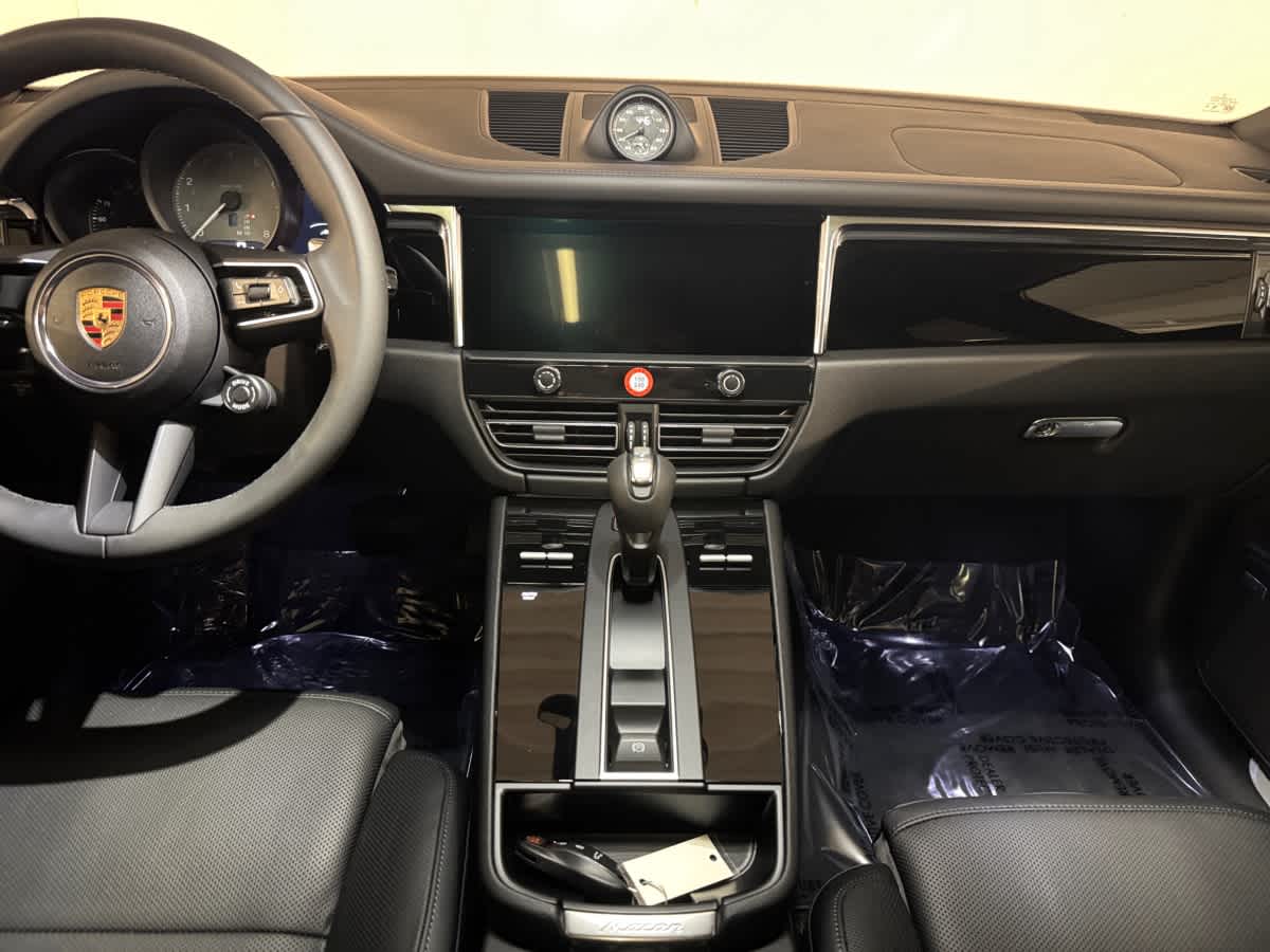new 2025 Porsche Macan car