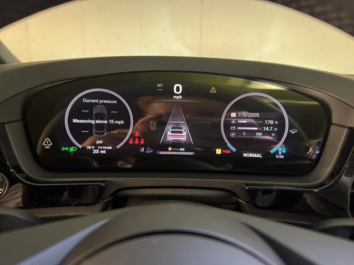 new 2025 Porsche Cayenne car