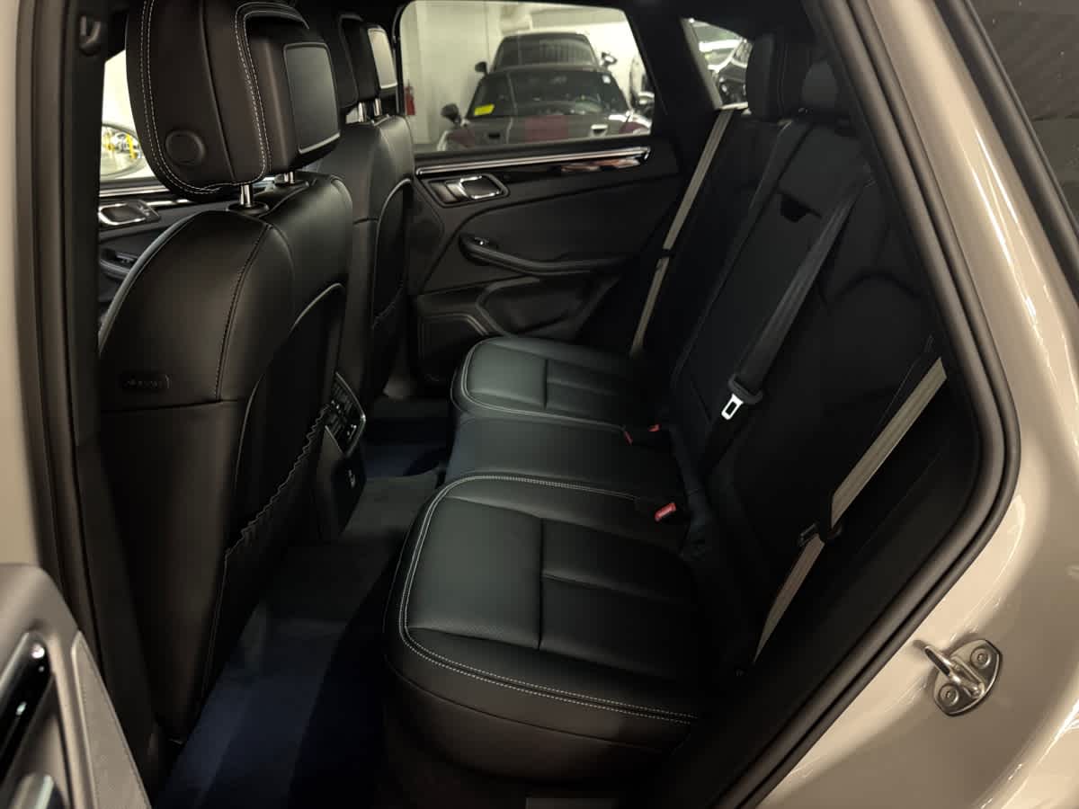 new 2025 Porsche Macan car
