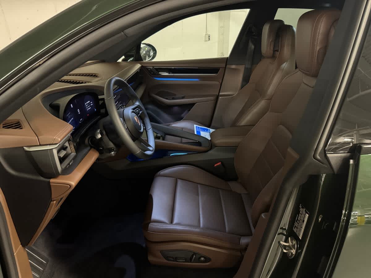 new 2025 Porsche Macan car