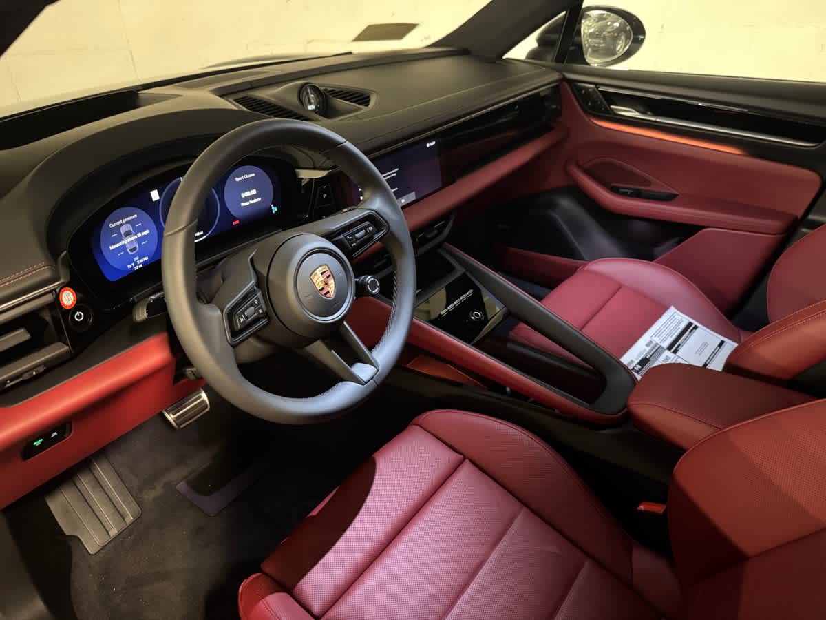 new 2025 Porsche Macan car