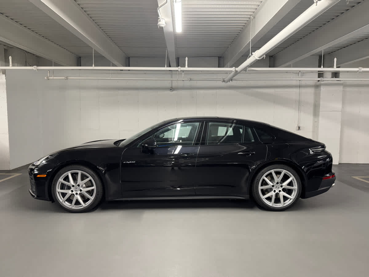 new 2026 Porsche Panamera car