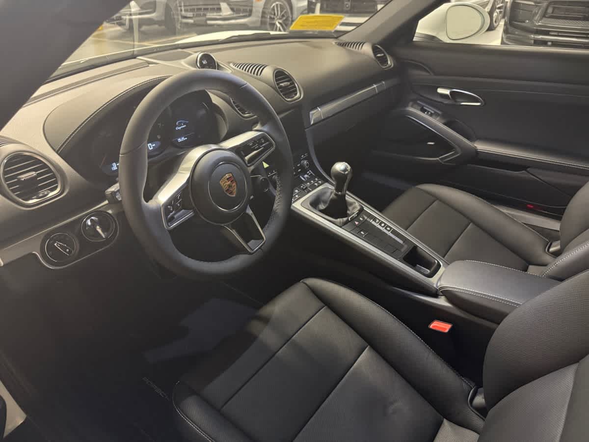 new 2025 Porsche 718 Cayman car